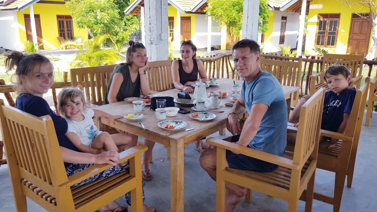 Exotic Beach Hotel Аругам Бей Екстериор снимка
